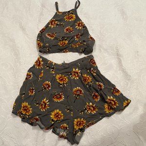 Open Back Top and Shorts Sunflower Set